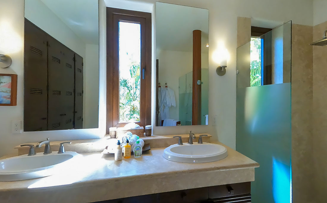 Casa Querencia - Luxury Home Rental - Guest Master Suite Bathroom - Punta Mita Mexico
