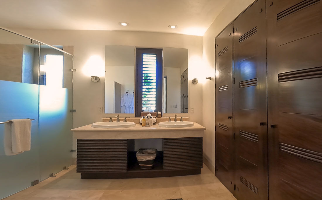 Casa Querencia - Luxury Home Rental - Guest Suite 2 Bathroom - Punta Mita Mexico
