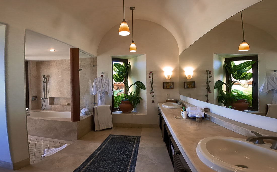 Casa Querencia - Luxury Home Rental - Master Suite Bathroom - Punta Mita Mexico